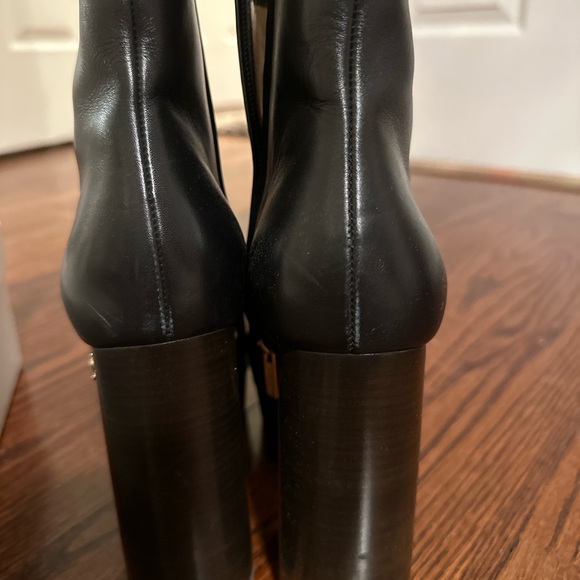 Jimmy Choo size 7, black. Worn a few times. See pictures. - Picture 6 of 8